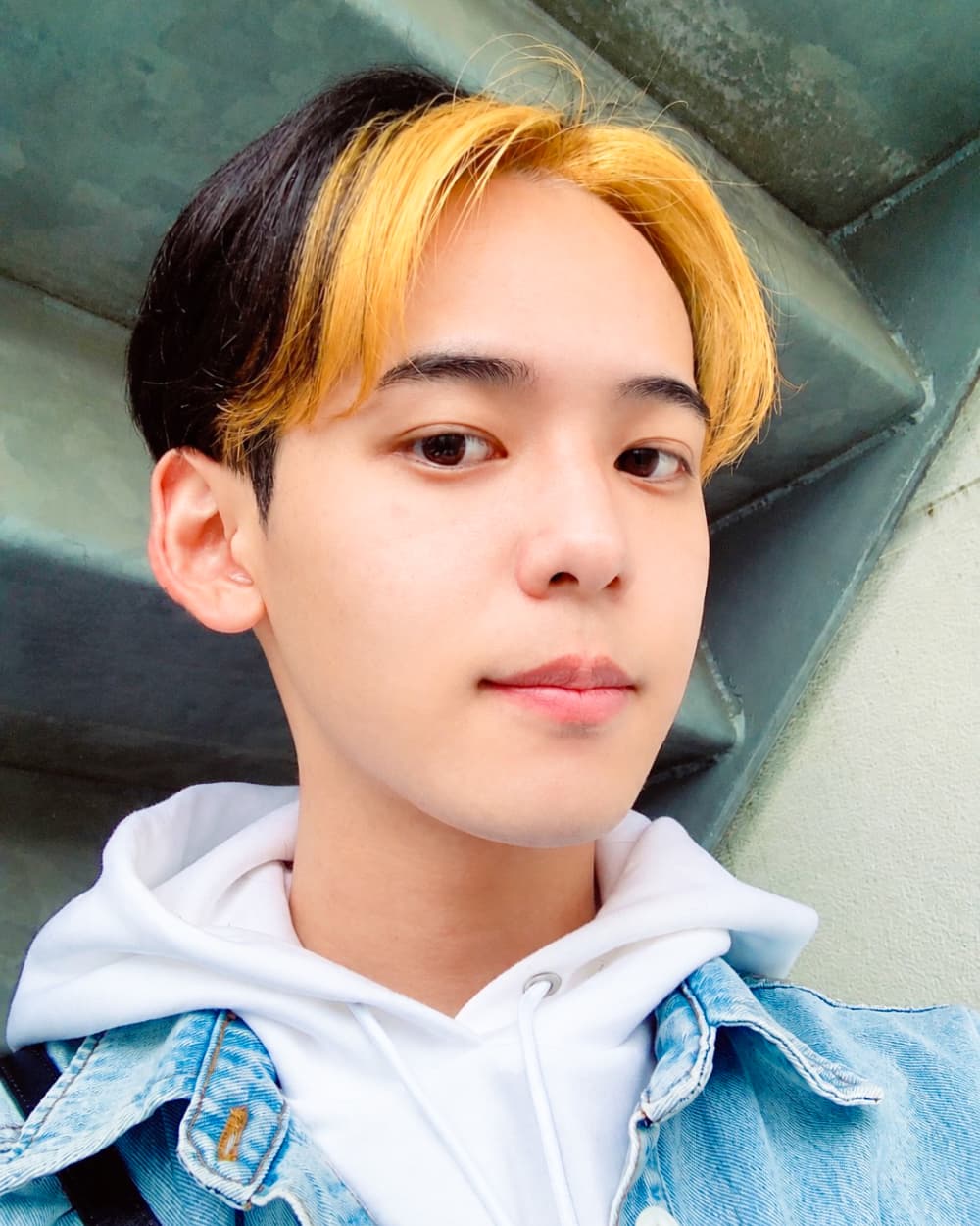 shiro's profile image 2/2