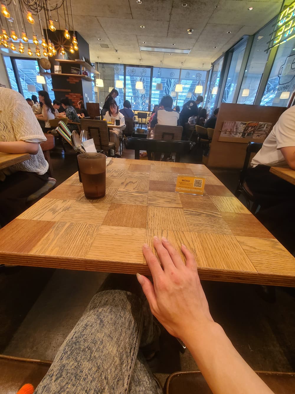 えれん(SUNRISE大阪店)の写メ日記「カフェでのんびり☕」の写真1